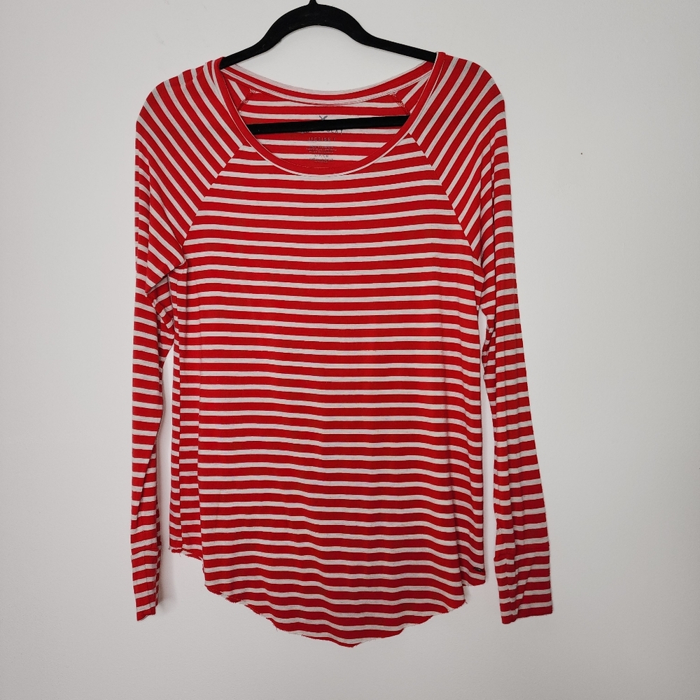 The American Eagle tshirt Soft & Sexy Jegging Women's SM Long Sleeve
